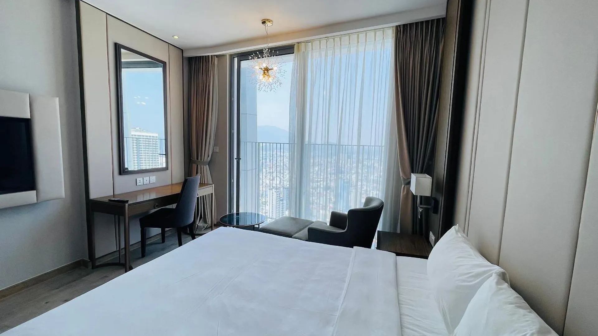 Panorama Condotel By Hlg Nha Trang 0*,