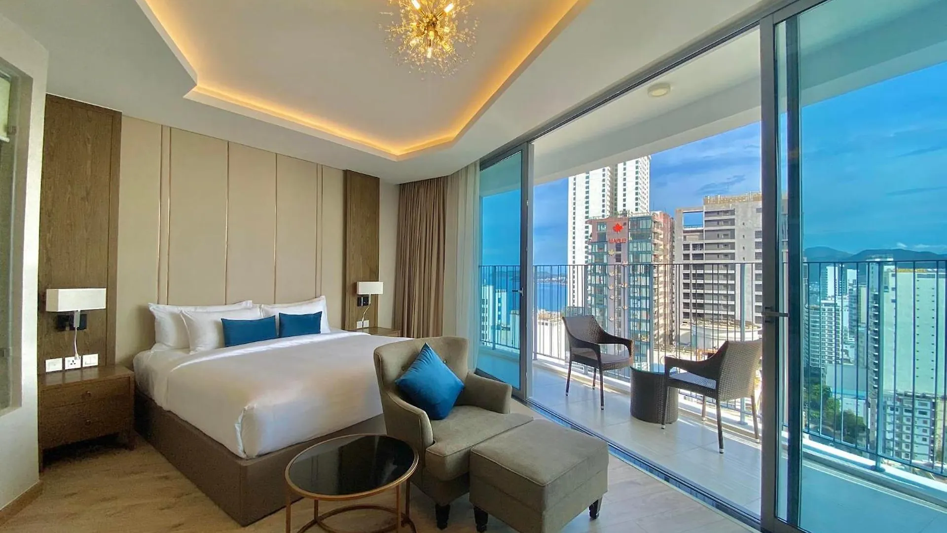 Panorama Condotel By Hlg Nha Trang Vietnam
